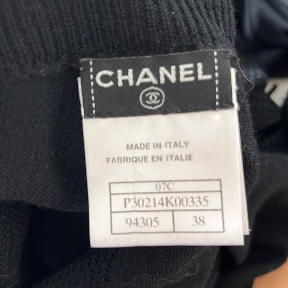 Authentic CHANEL LBD One Shoulder - Picture 5 of 8